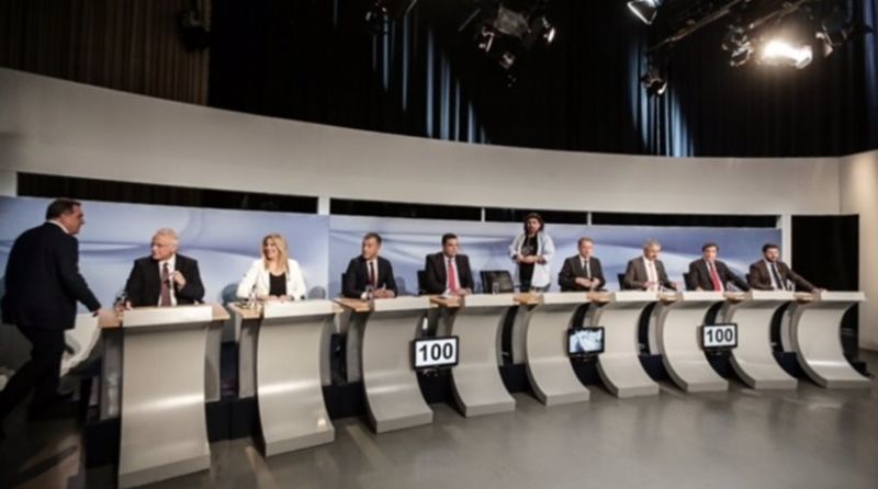 debate kentroaristera monmahia upopsifion