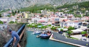 kataskeui astakos ydeusi exoteriki