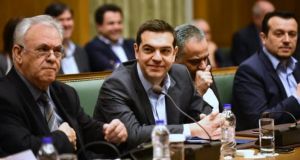 tsipras ipourgiko anasximatismos