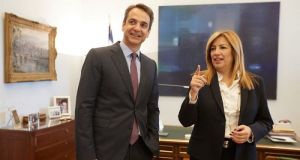 gennimata mitsotakis allages