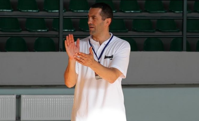 sakis paralikas basketball camp