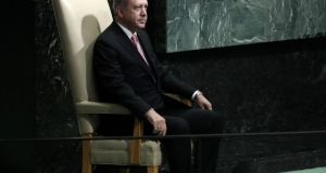 erdogan soultanos entoles e1530693202675