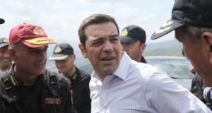 tsipras pyrosvestiki 696x464