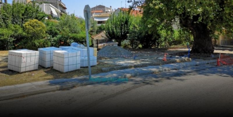 anakataskeui plateias nafpaktos