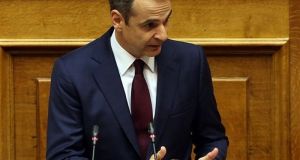 mitsotakis suntagmatiki anatheorisi