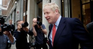 boris johnson diadoxos mei