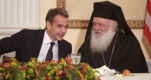 mitsotakis ieronumos sunantisi