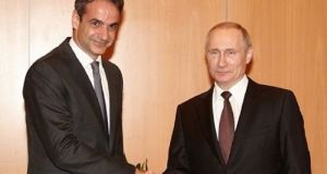 mitsotakis poutin