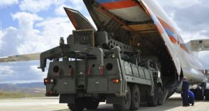 s400 tourkia metafora