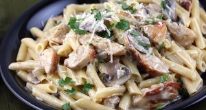 chicken marsala pasta 2 768x500 1