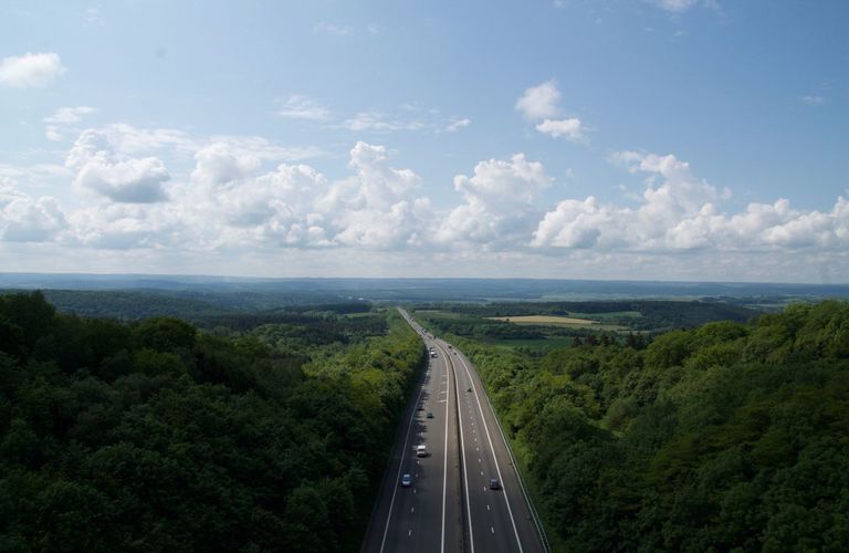 thomas somme 8hghpudro24 unsplash autokinitodromos motorway