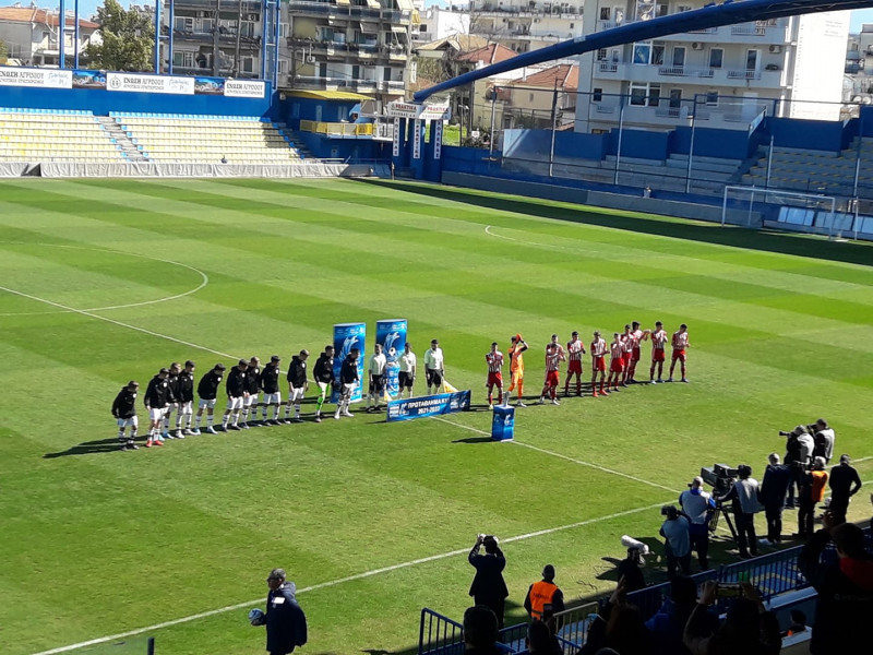 paok olumpiakos parousiasai