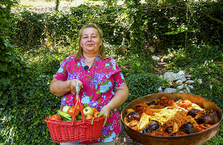 zoi ena apomakrysmeno xorio eurytanias