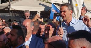 mitsotakis sygkentrosi agrinio 6