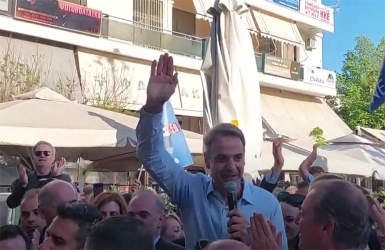 mitsotakis sygkentrosi agrinio 8