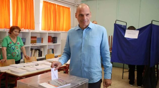 Εθνικές Εκλογές 25ης Ιουνίου: Ψήφισε ο Επικεφαλής του ΜέΡΑ25 Γιάνης Βαρουφάκης (Video)