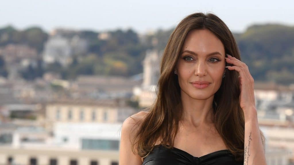 angelina jolie 1024x575 1