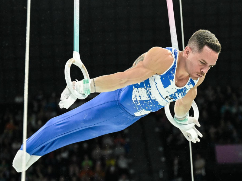 parisi-2024-krikoi-ston-teliko-me-tin-6i-kalyteri-vathmologia-o-petrounias-videos