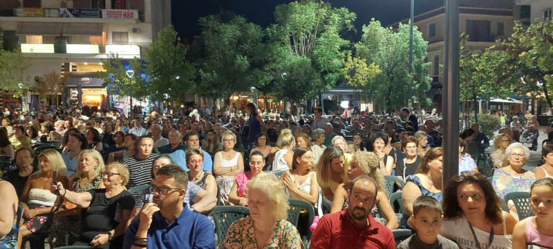 ellhniki vradia 2024 diethnes festival paradosiakon xoron agrinio5