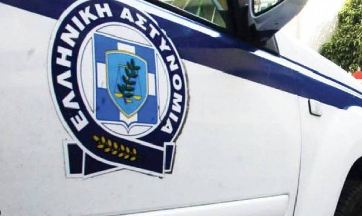 Το απόγευμα της 27ης Σεπτεμβρίου Αστυνομικοί της Δίωξης στο Αγρίνιο είχαν συλλάβει 16χρονο για ναρκωτικά, μία ημέρα μετά και τους γονείς.