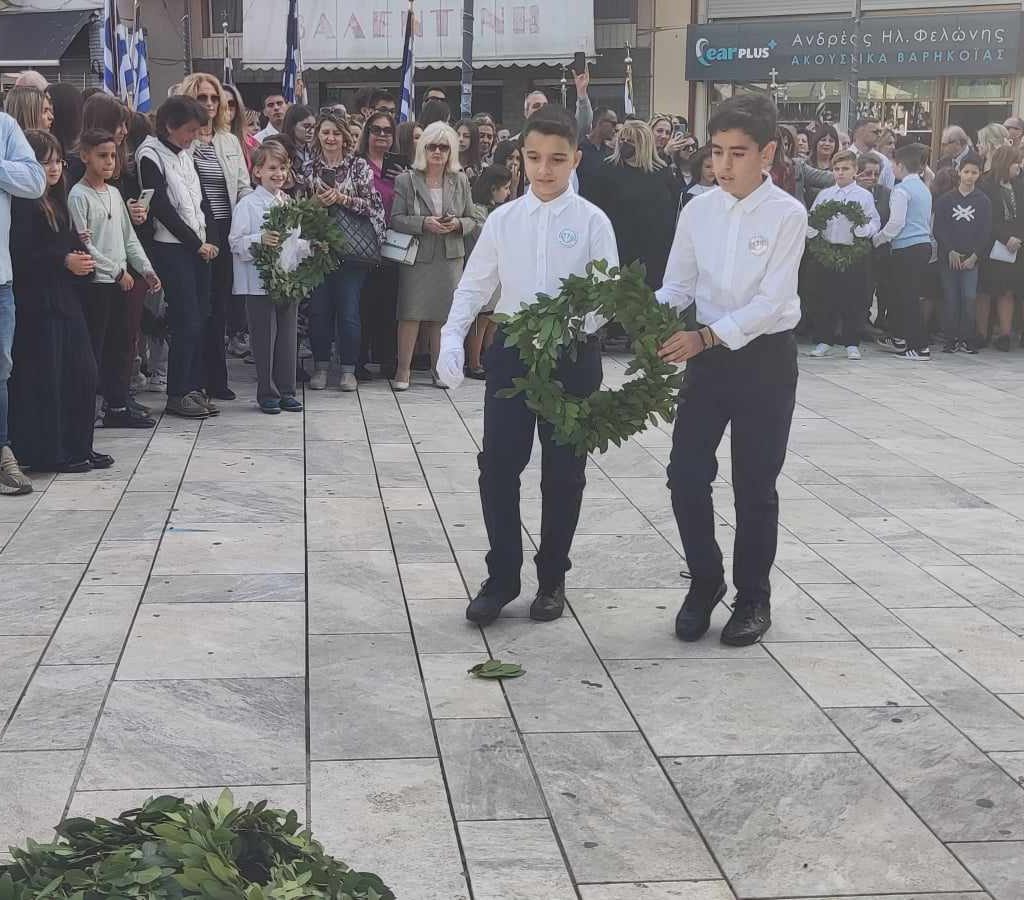 28i oktovriou katathesi stefanon deiisi21