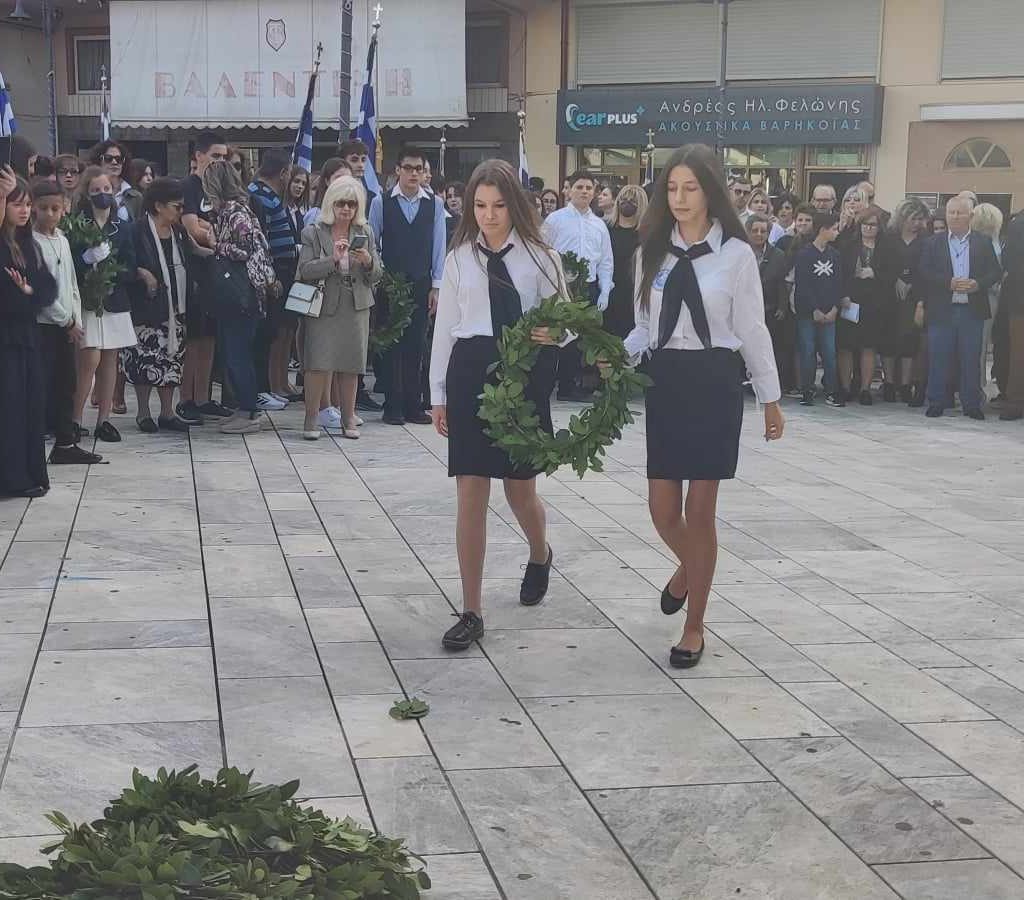 28i oktovriou katathesi stefanon deiisi27