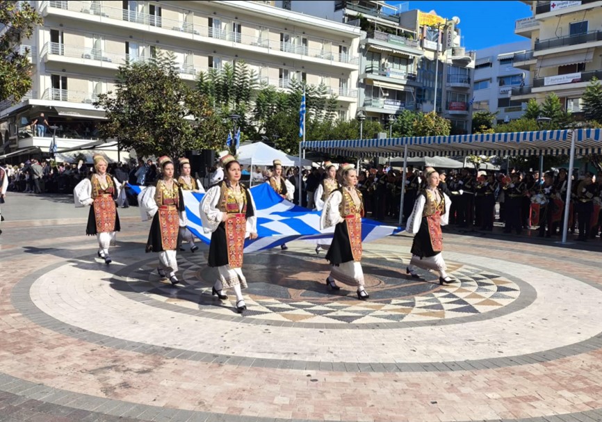 28i parelasi plateia dimokratias agrinio1