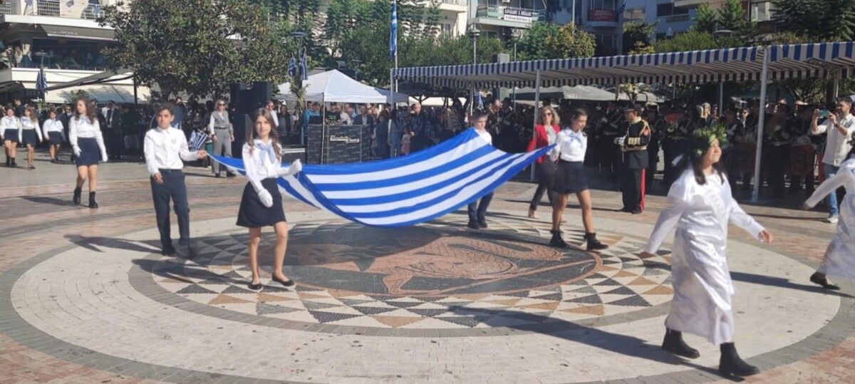 28i parelasi plateia dimokratias agrinio40