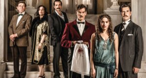 Απόψε στις 21:00 στο νέο επεισόδιο του «Grand Hotel» στον ΑΝΤ1, ο Πέτρος αναγκάζεται να είναι παρών στο ρομαντικό δείπνο Αλίκης - Ρήγα