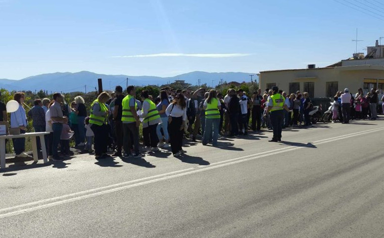 Η νεαρή που είχε παρασυρθεί πριν μέρες από Ι.Χ. στο Καινούργιο Αγρινίου βγήκε από τη Μ.Ε.Θ. και επέστρεψε στο σπίτι της, πιο υγιής από ποτέ