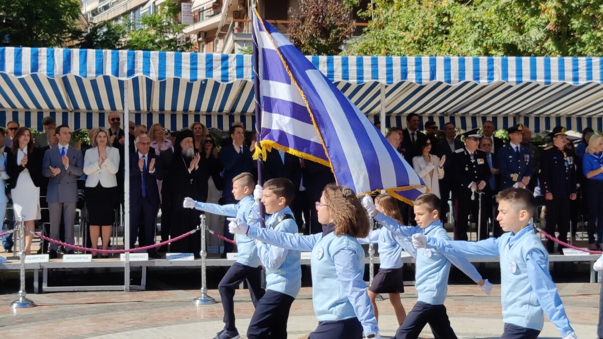 parelasi doxologia deiisi dexiosi agrinio 8