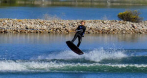 Το Πανελλήνιο Πρωτάθλημα Wakeboard θα διεξαχθεί στο Αγρίνιο και τη Λίμνη Στράτου το διήμερο 5 και 6 Οκτωβρίου 