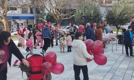 «Santa Party» στην Πλατεία Δημάδη για καλό σκοπό αφού πέραν της ψυχαγωγίας θα συγκεντρωθούν ρούχα και τρόφιμα για συνανθρώπους μας