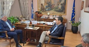 Ο Δημήτρης Νατσιός, Πρόεδρος της «Νίκης» συνάντησε την 1η Φεβρουαρίου τον Γιώργο Παπαναστασίου στο Δημαρχείο Αγρινίου.