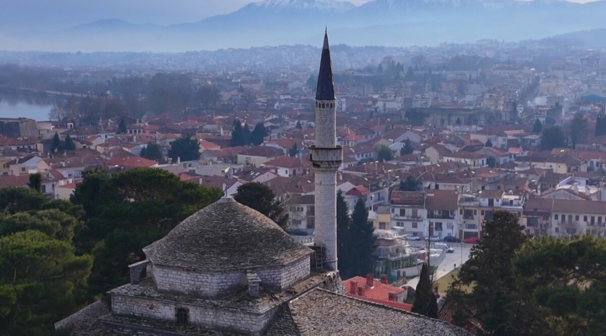 opou uparxei ellada ioannina skai1