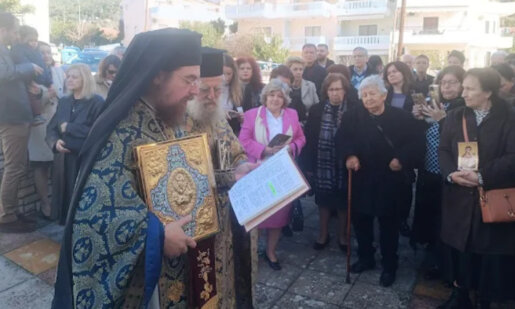 Στο Μενίδι Αμφιλοχίας με εκκλησιαστική λαμπρότητα εορτάστηκε το πρωί της 9ης Μαρτίου η Κυριακής της Ορθοδοξίας.