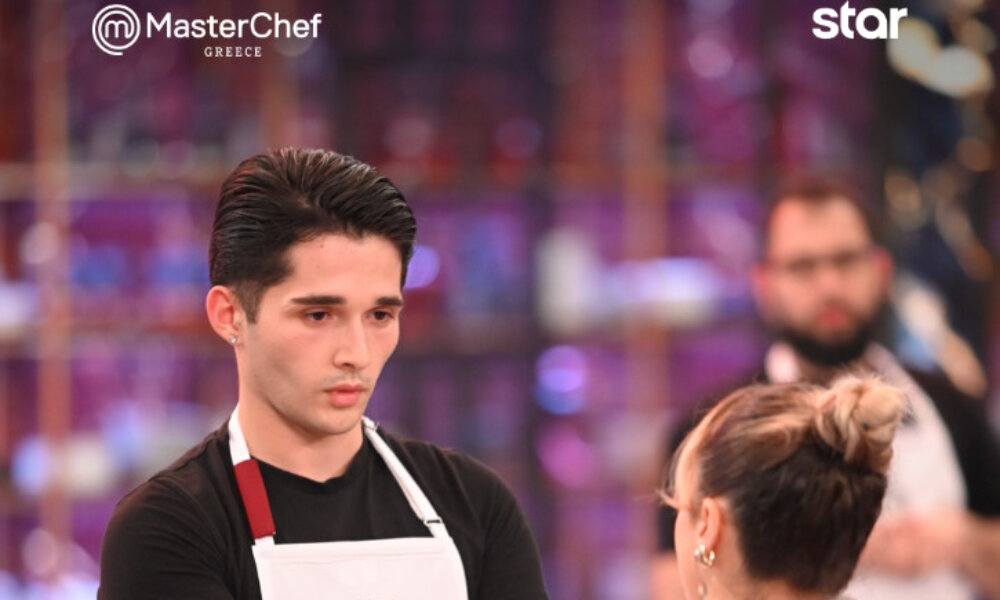 Στο «MasterChef 2025» οι ανατροπές είναι πλέον καθημερινό φαινόμενο αφού ο... Μεσολογγίτης Κλεό είναι υποψήφιος προς αποχώρηση!